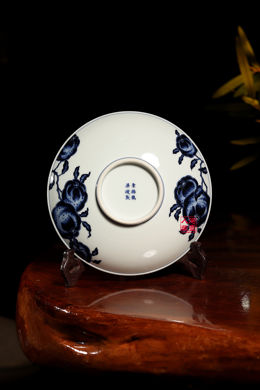 梁峻制局外人李白壶承赏析