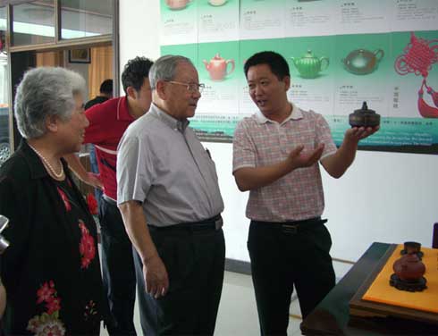 范家壶庄负责人范伟群先生作为陶艺界代表发言